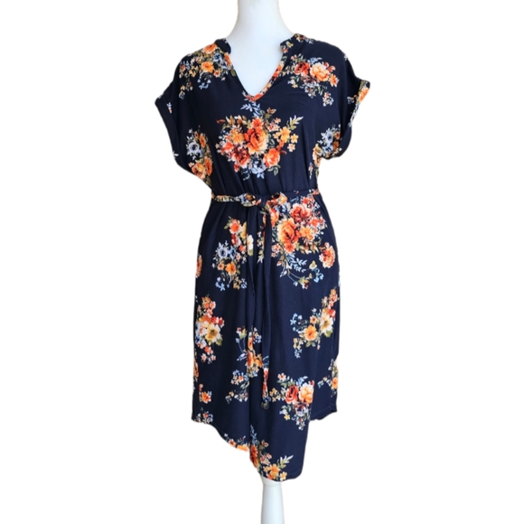 No boundaries floral t-shirt dress - Picture 8 of 8